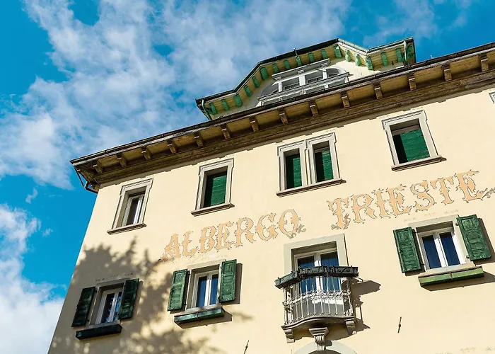 Trieste - Lorenzago Πανσιόν