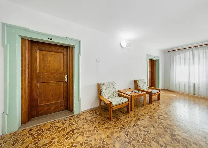 Casa de hóspedes Trieste - Lorenzago 3*