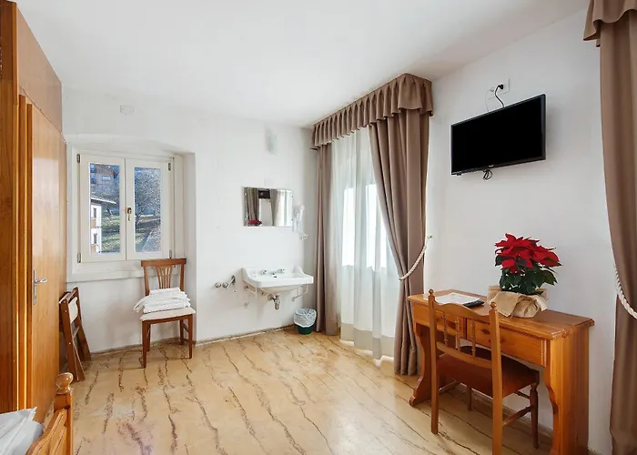 Casa de hóspedes Trieste - Lorenzago 3*